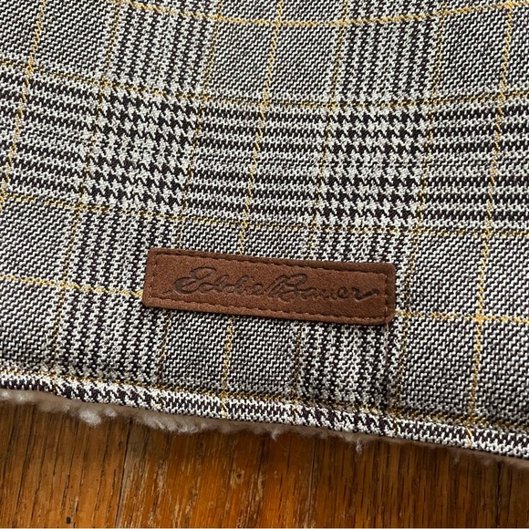 Eddie Bauer Pet Plaid Fleece Dog Jacket - Picture 7 of 7